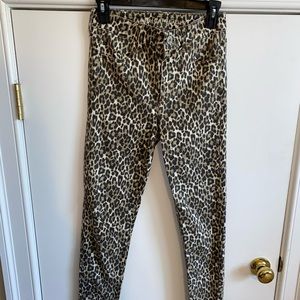 American Eagle high rise jegging size 4 leapord